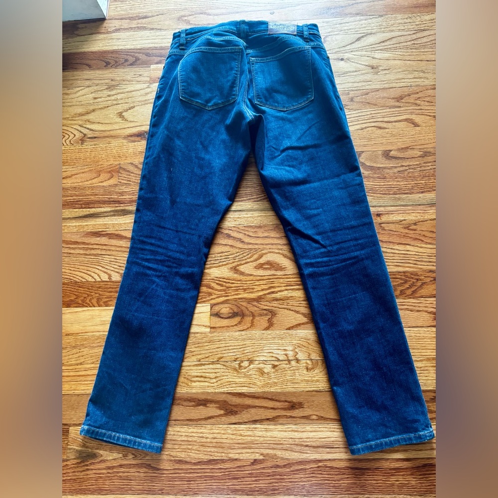 Lauren Ralph Lauren Women's Jeans in Dark Wash with Stretch - Picture 8 of 9